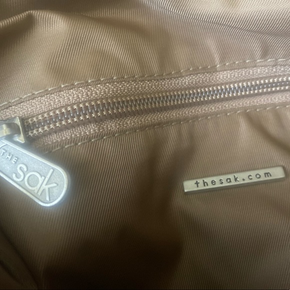 SOLD! The Sak Beige Crochet Small Shoulder Bag No. VLS 01 - Picture 13 of 15